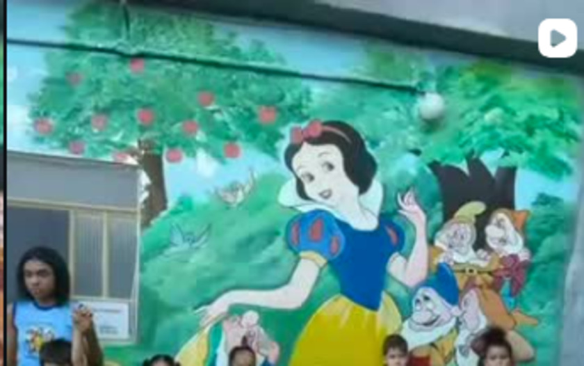Mural da Escola Branca de Neve
